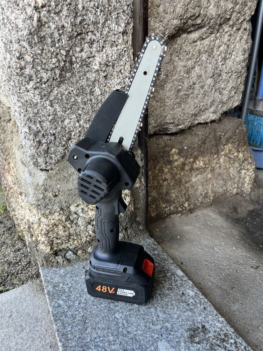 Mini serra de poda bateria