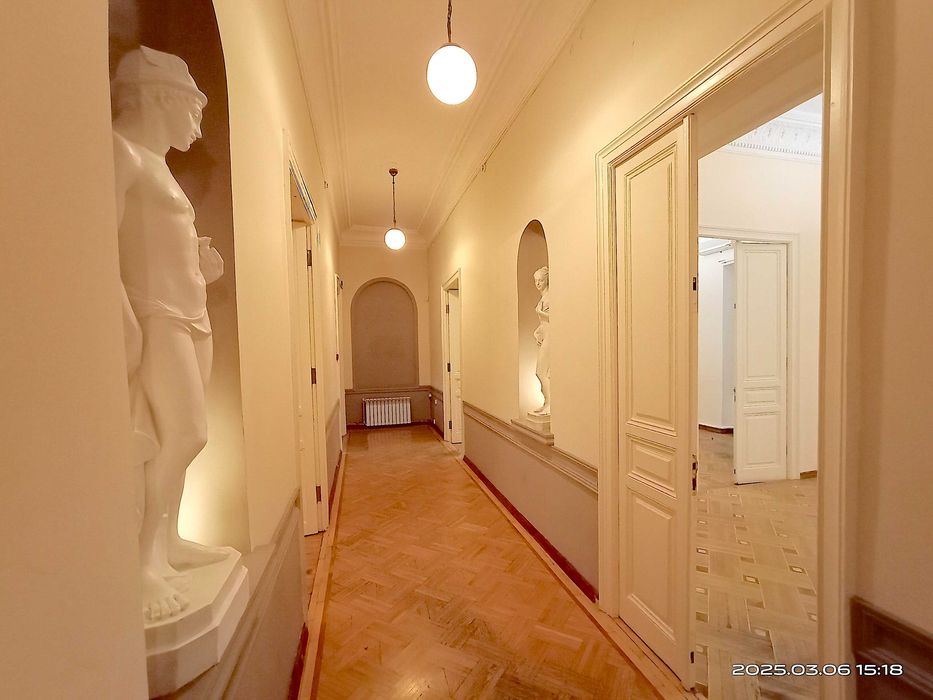 Сдам Офис Фасад 235m² 5 отд.каб Пушкинская,8 Дерибасовская = Греческая