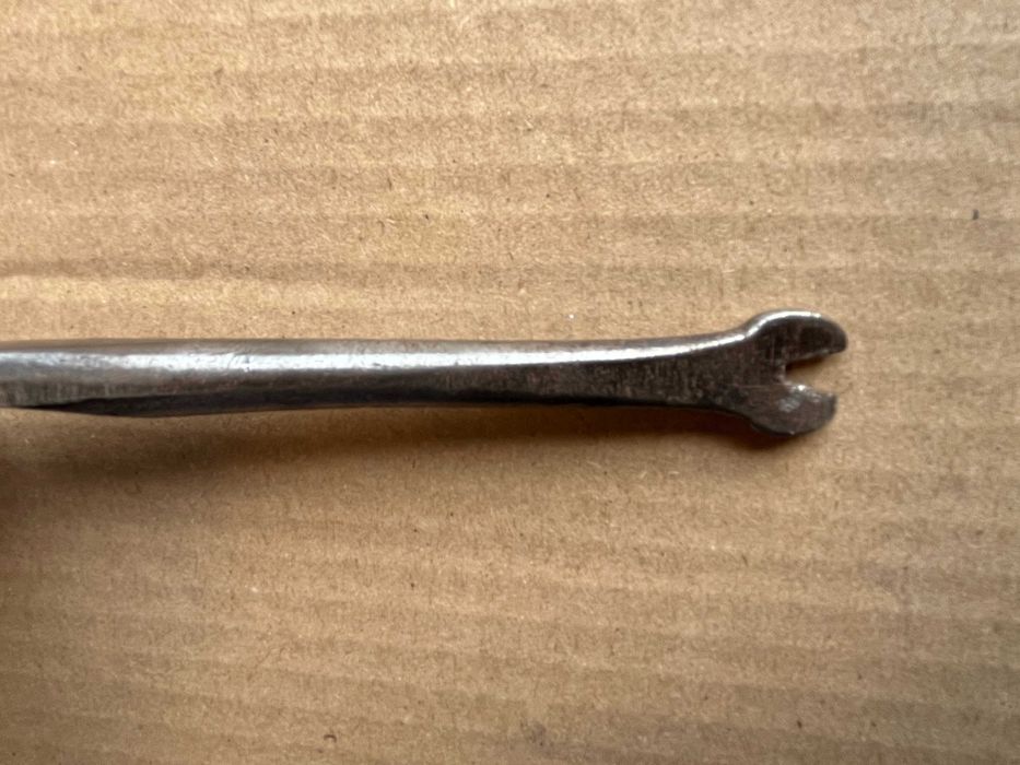 Turquês antiga inglesa com garra marca Elliott-Lucas Ltd