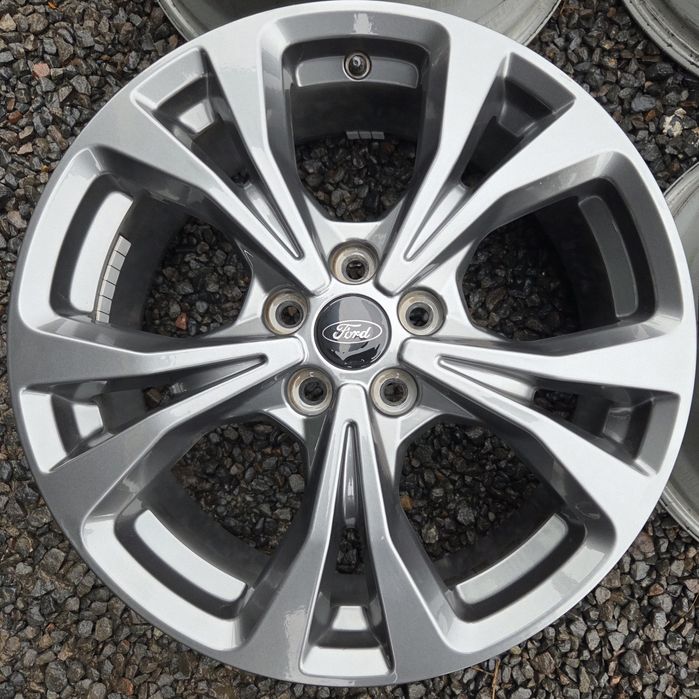 5 108 R18 Ford Kuga Escape Egje Fusion Mondeo Focus