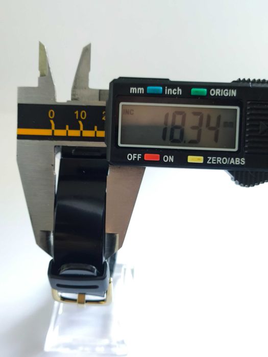 Casio G-shock mini GMN-690G