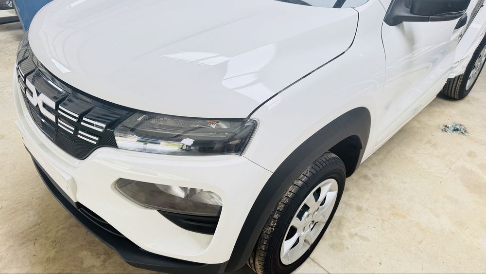 Dacia spring eletrico para pecas