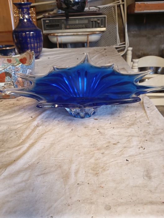 Vendo esta peça muita bonita bom estado