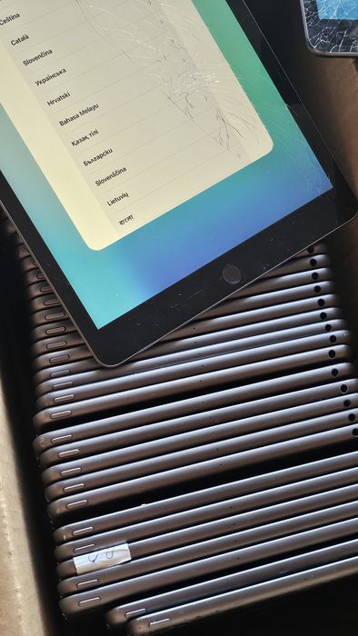 Ipad 8 128gb справний
