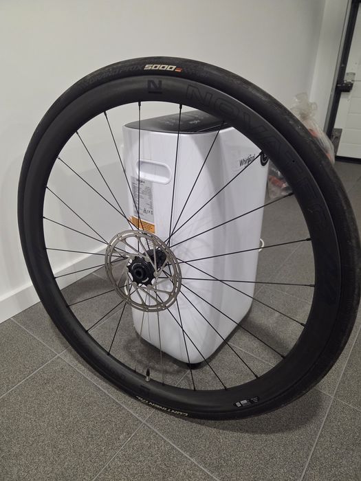 Rodas carbono Novatec R3 Disc CL Pro Carbon SRAM XDR