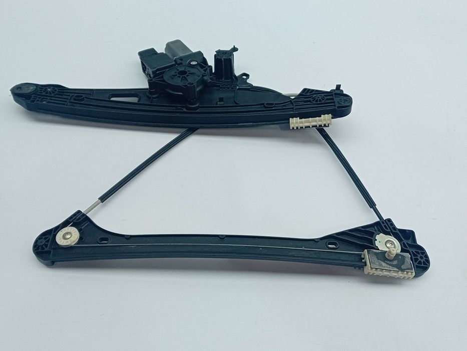 Elevador vidros frente esquerdo PEUGEOT 5008 II (M_)