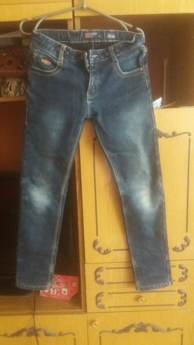 Утеплённая джинсы