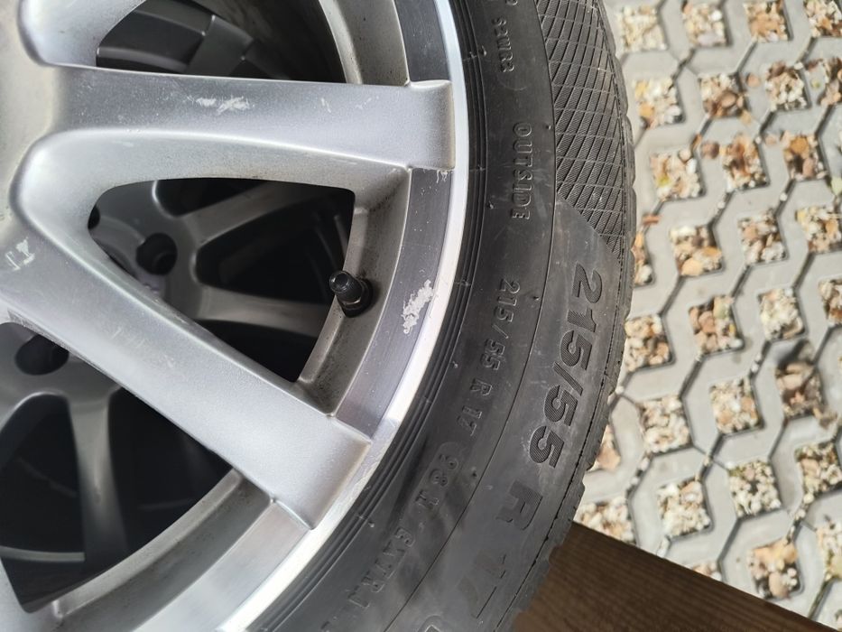 Felgi aluminiowe 17 z oponami zimowymi