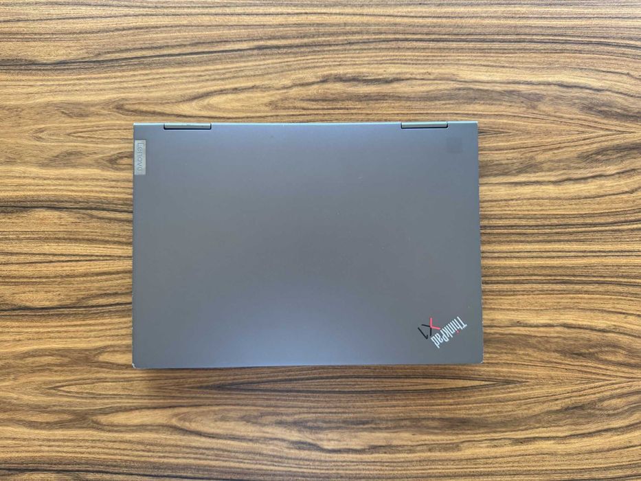 Lenovo ThinkPad (ecra rachado sem macha) X1 Yoga Gen 6 Tátil 360º i5 11ª Ger 16GB 512GB SSD
