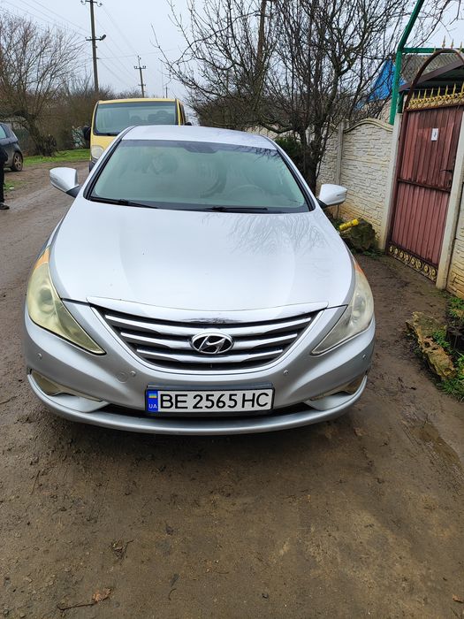 Комфортный авто для своих денег,по низу рынка