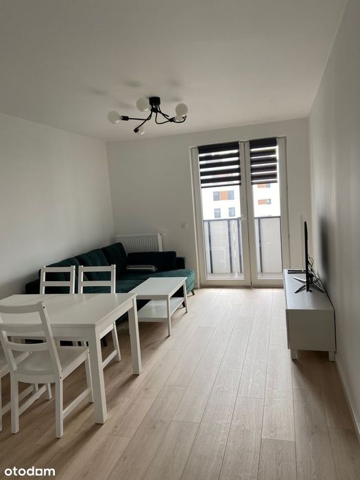 Przestronne 3 pokojowe -57 m² mieszkanie z balkonem i garażem na Woli - Widok 5