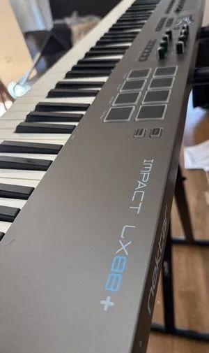 Nektar lx88 controlador MIDI