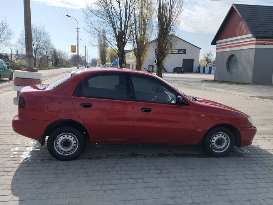 Продам  хорошу машину