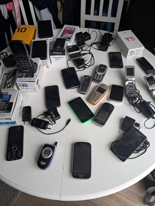 Sprzedam Telefony