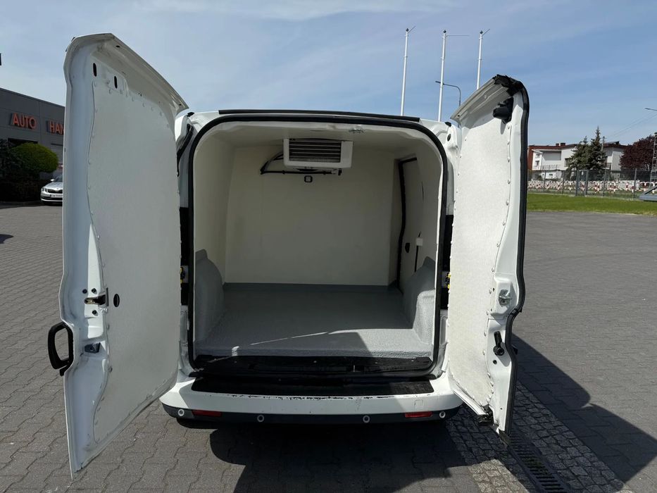 Fiat Doblo L1 Chłodnia Izoterma do 0 stopni Zarejestrowany w PL  NR.193 Klimatyzacja, Chłodnia, Radio, Multifunkcja, Drzwi Boczne
