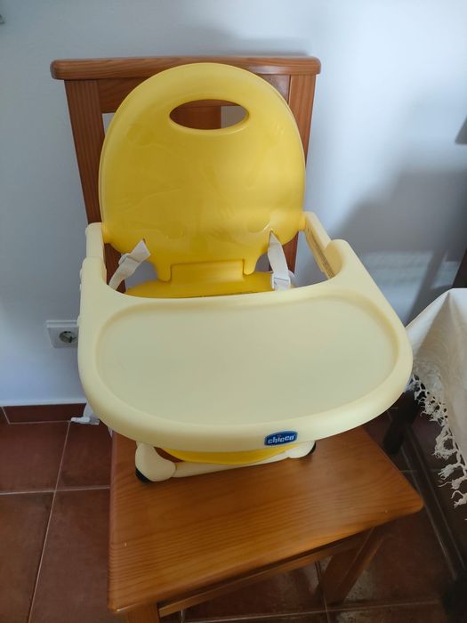 Chicco Pocket Snack High Chair