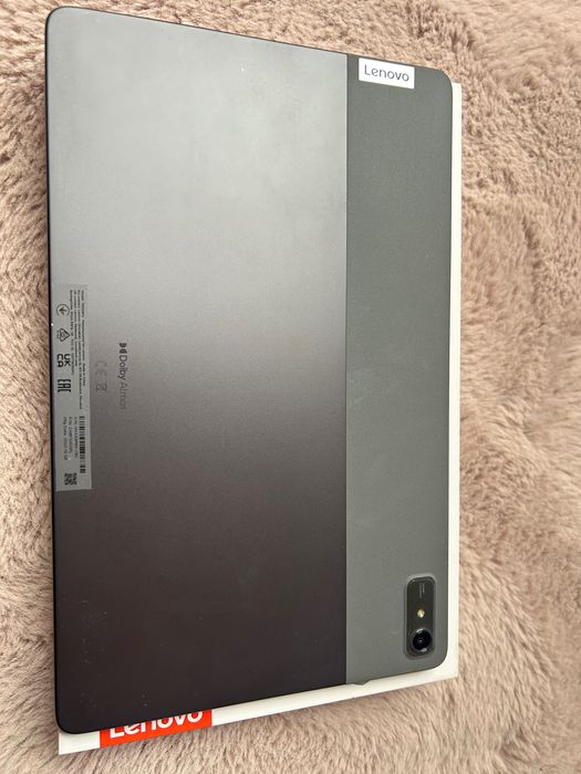 Lenovo Tab P11 with Precision Pen 2 (2023)