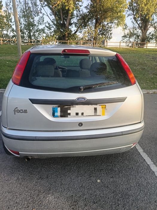 Ford Focus trend 1.4 foto 2