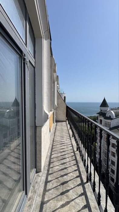 Клубный дом ЖК Граф на Азарова 84 м2