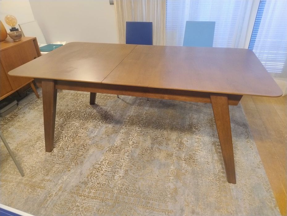 Mesa de jantar extensível