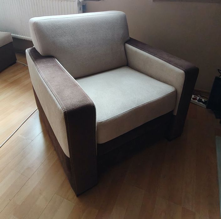 Fotel 90 x 90cm. Agata meble beżowy z brązowymi wstawkami