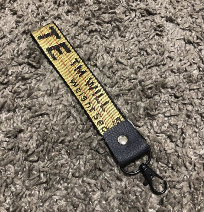 Brylok off white zawieszka na klucze smycz