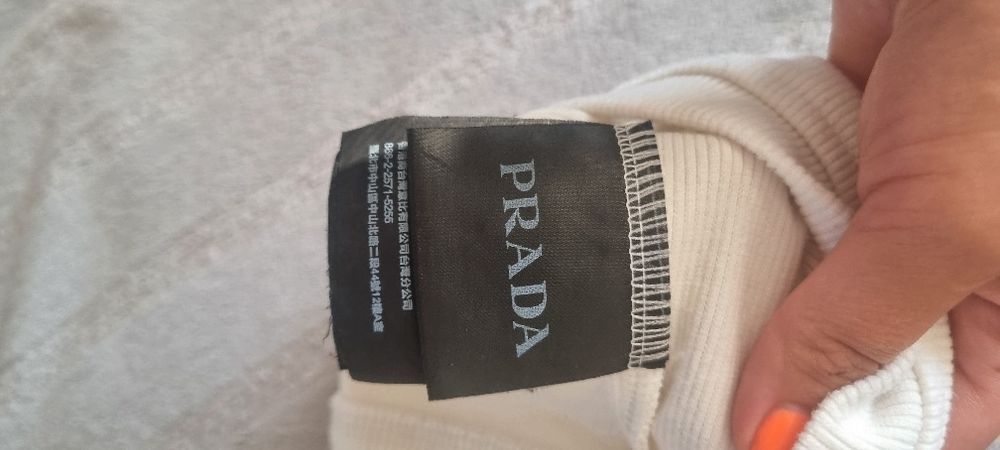 Top damski prążkowany bawełniany oryginalny Prada S