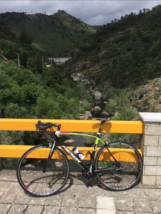 Bicicleta estrada Merida scultura carbono