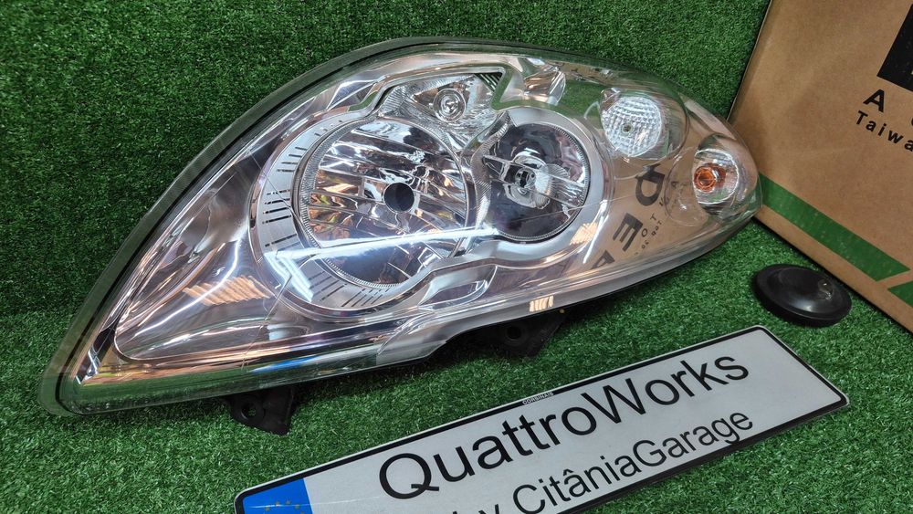 Otica Farol Direito Renault Master / Movano A 1998 a 2010 ref 442-1165R-LD-EM NOVO