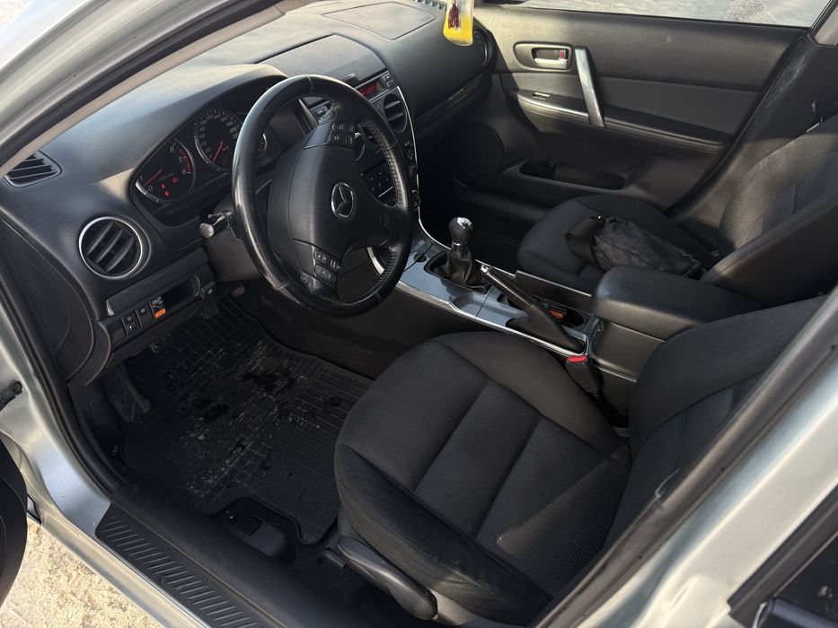Продам Mazda 6 2006 год 2.0 механика