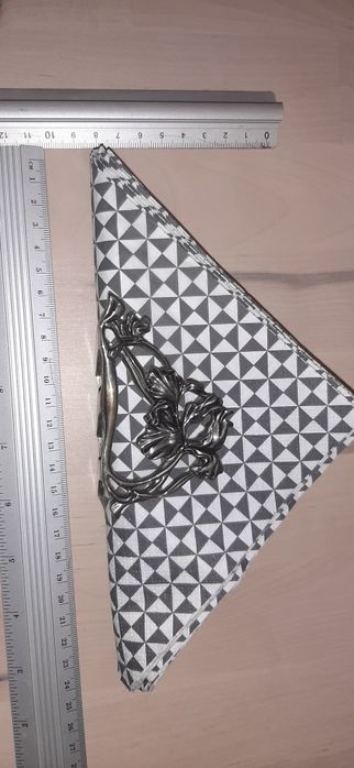 Serwetniczka srebrna zdobiona stan idealny na serwetki