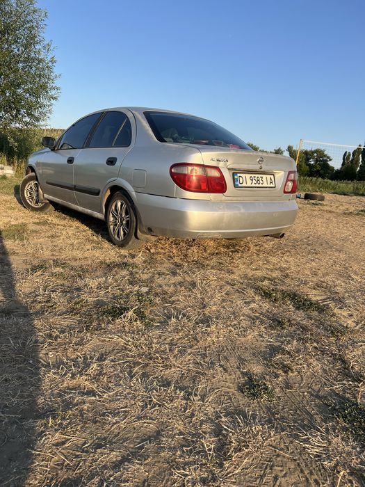 Nissan Almera 2003 1.5г/б