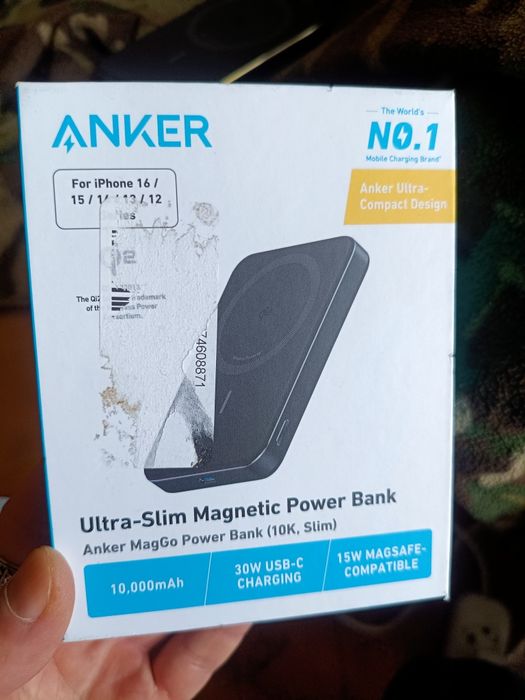 Anker MagGo power bank 10000