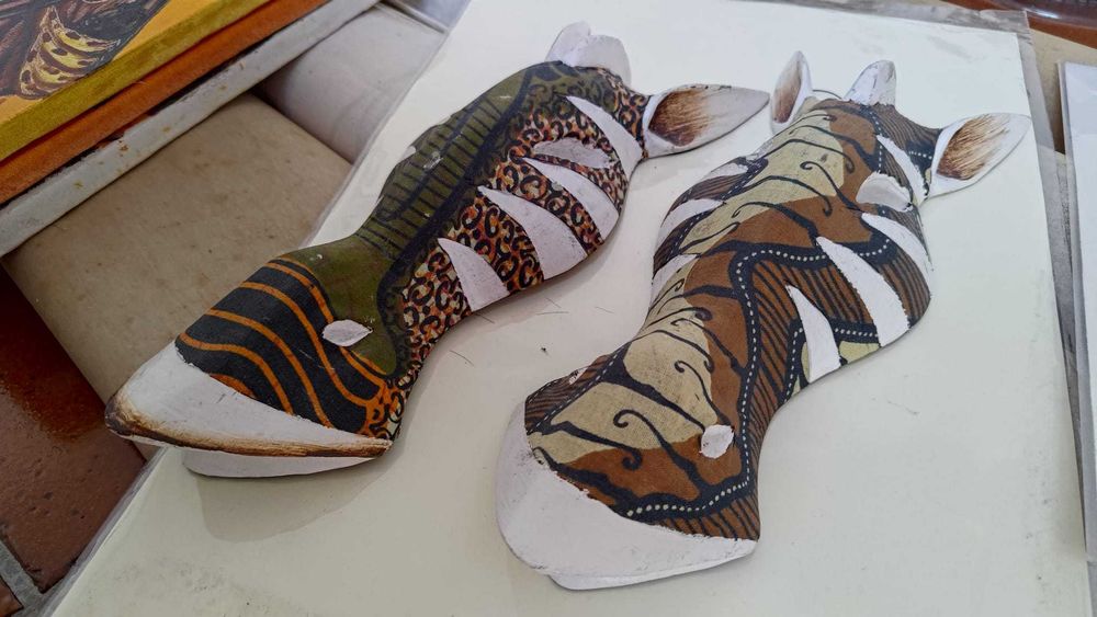 Máscara Artesanato Angola (2 un. 300*120 mm cada)