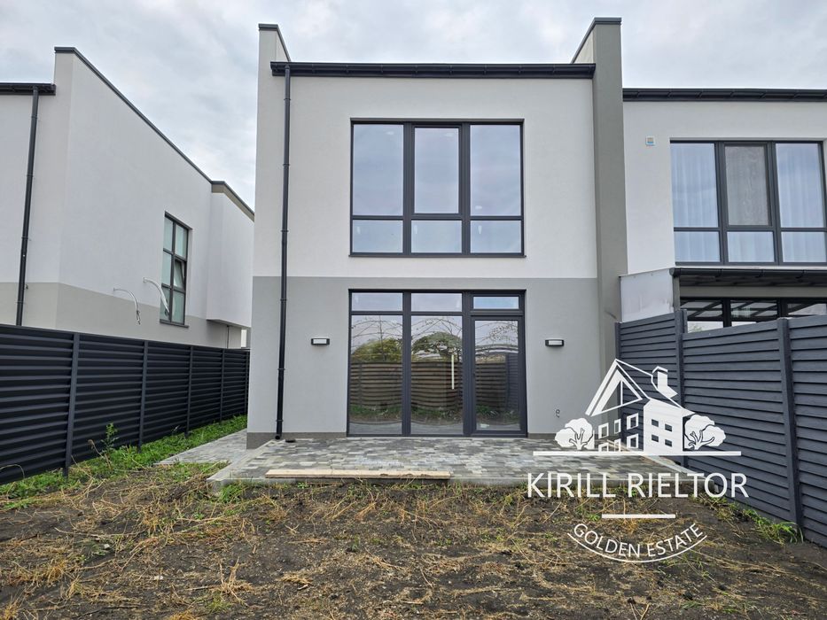 Продается современный дуплекс рядом с озером в городке "Золотые Ключи"