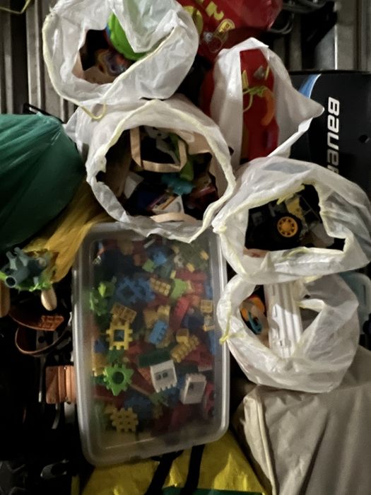 Zabawki 5 worków i pudło