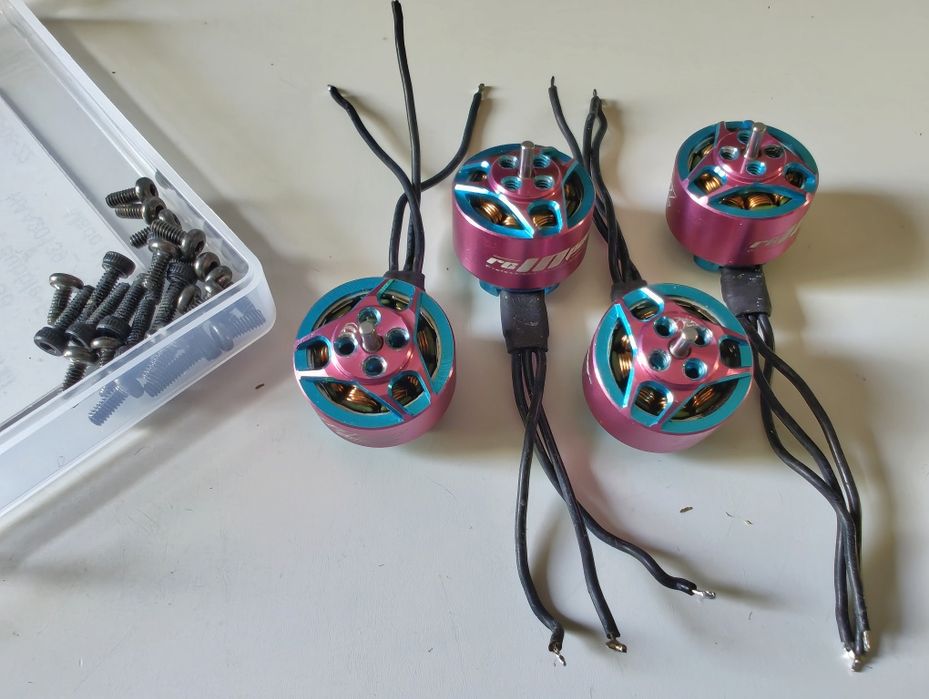 Zestaw 4 szt. silników RCINPOWER GTS V2 1207 5000KV /dron / FPV