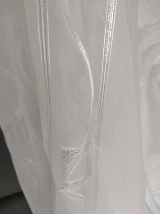 Firana biała gotowa na taśmie