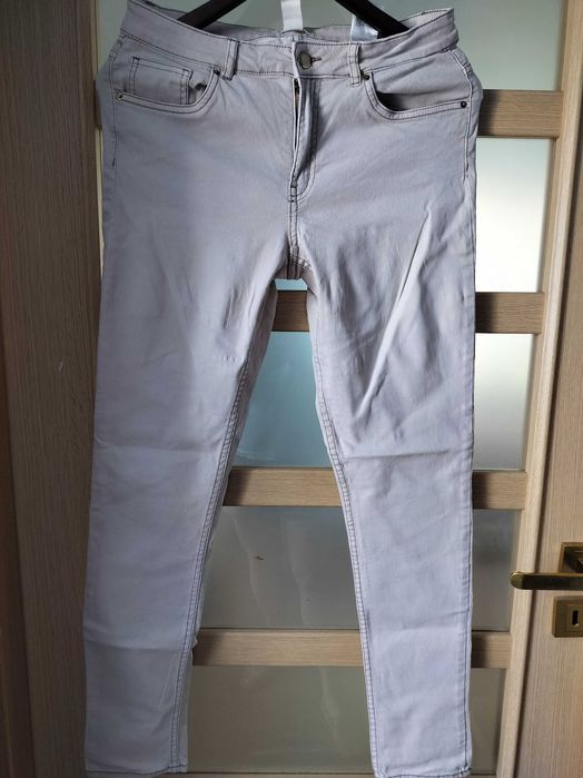 Jeansy H&M 38 beżowe