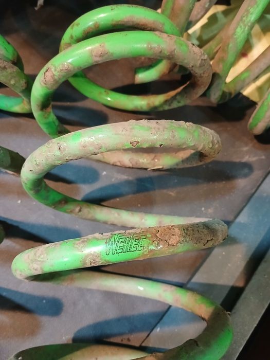 Пружини Пассат б5