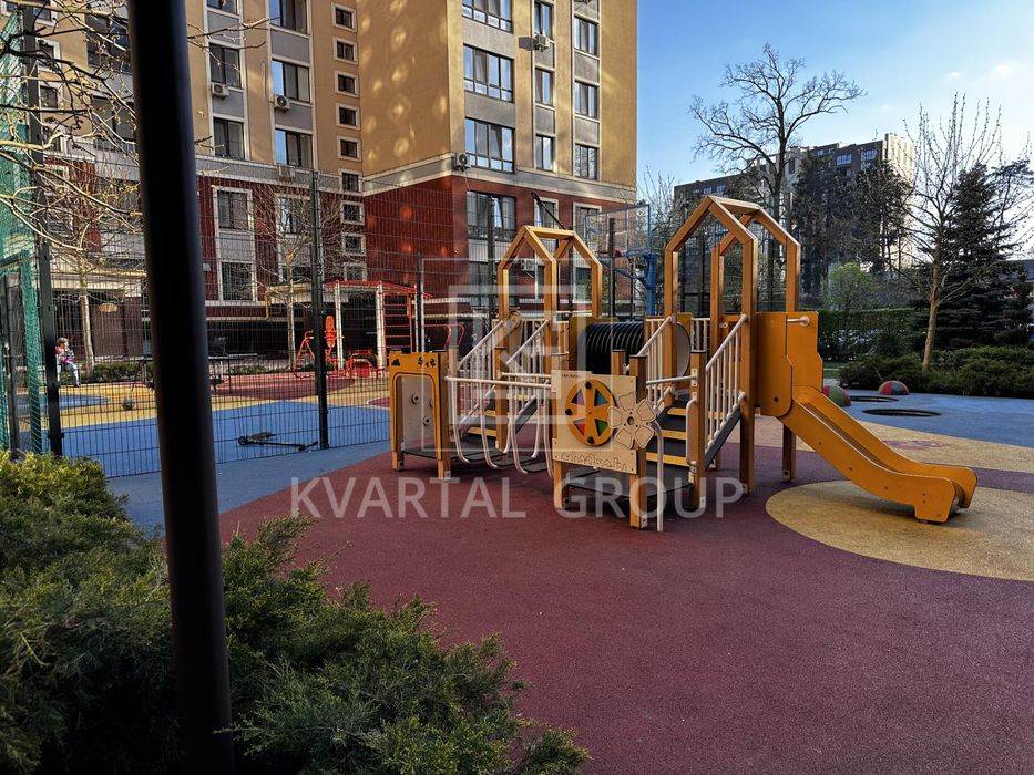 Трикімнатна квартира в центрі Ірпеня