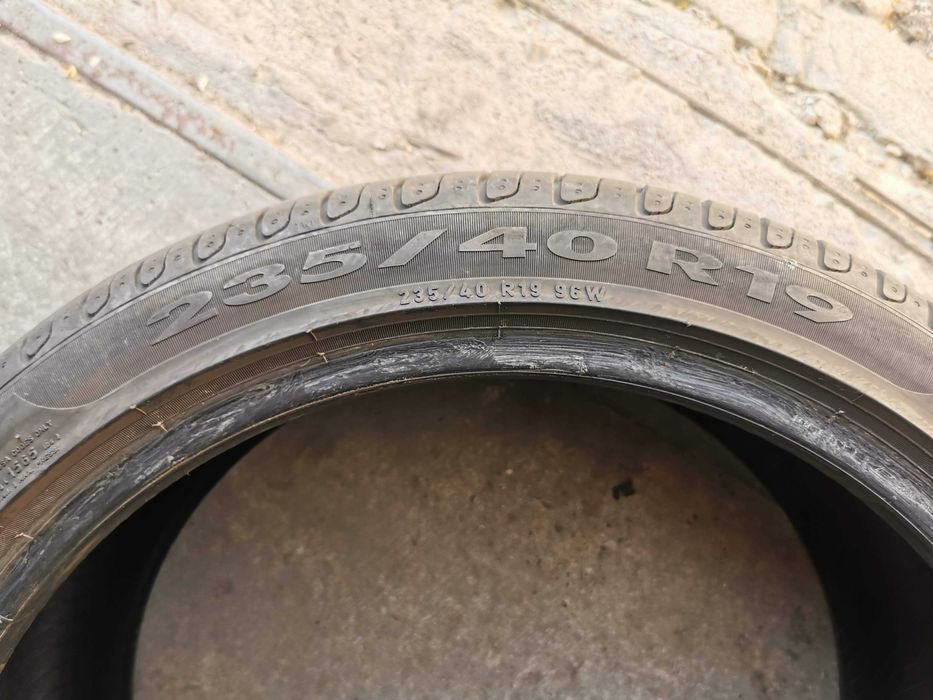 Opona letnia Pirelli Cinturato P7 235/40 R19 - 2022r.