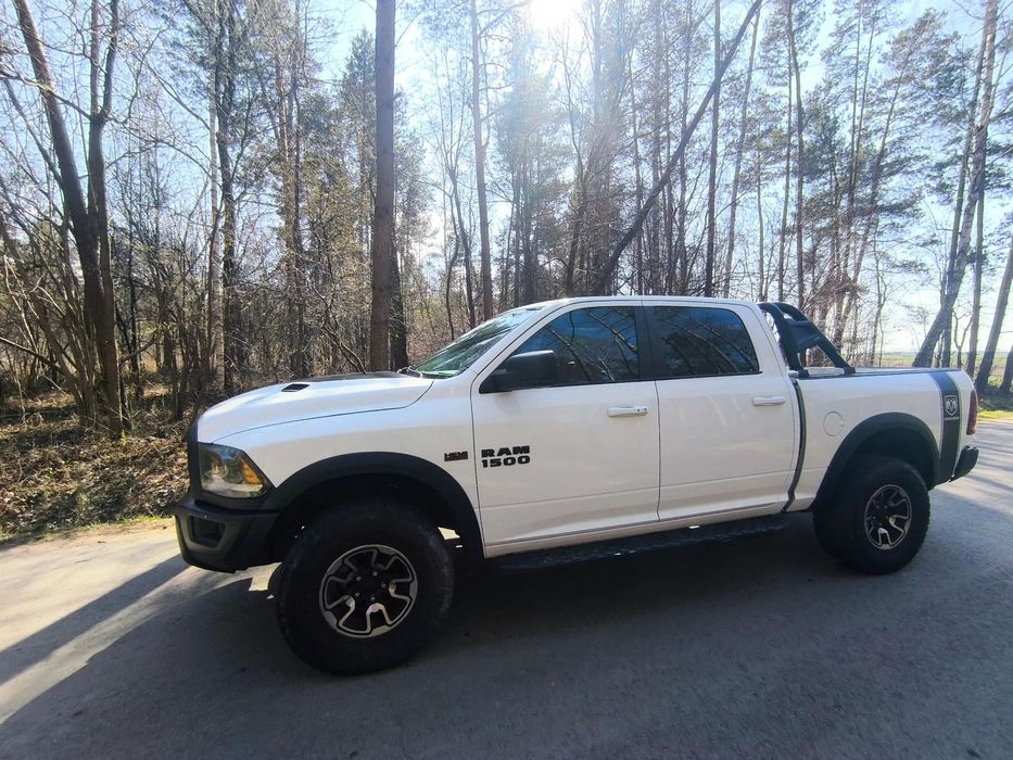 Dodge RAM Dodge Ram 1500 5.7 V8 HEMI REBEL 4x4 Skrzynia 8hp nagłośnienie Alpine