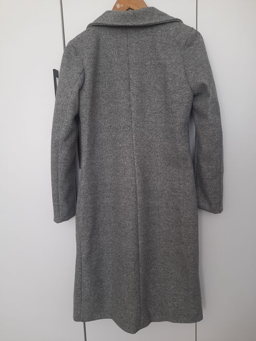 Жіноче пальто демісезонне