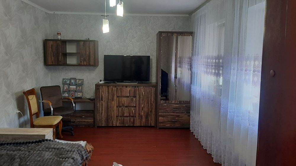 Продам частину  будинку