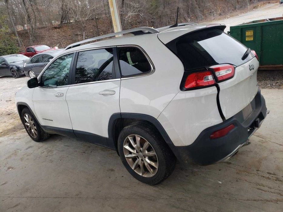 Бампер Jeep Cherokee KL Разборка Джип Чероки КЛ ШРОТ