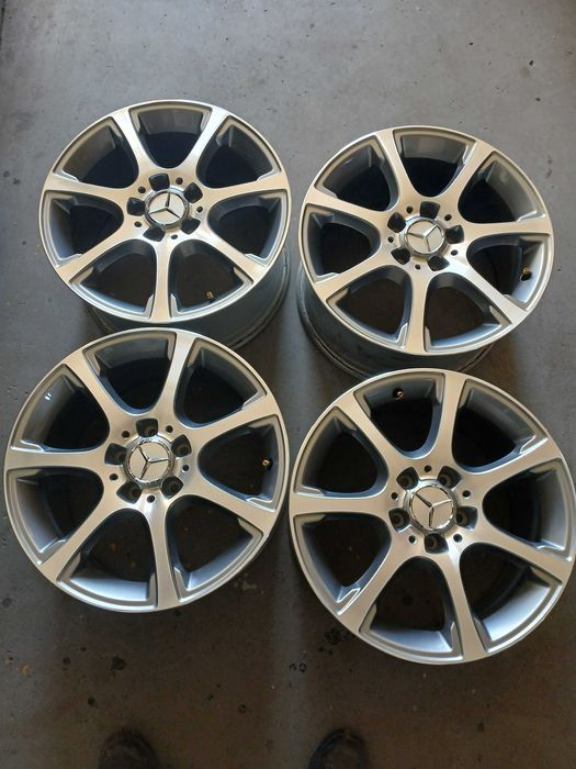 Felgi aluminiowe Mercedes C 8,5j17 et 58 ch 66 5x112 chromowano-grafitowe W 204