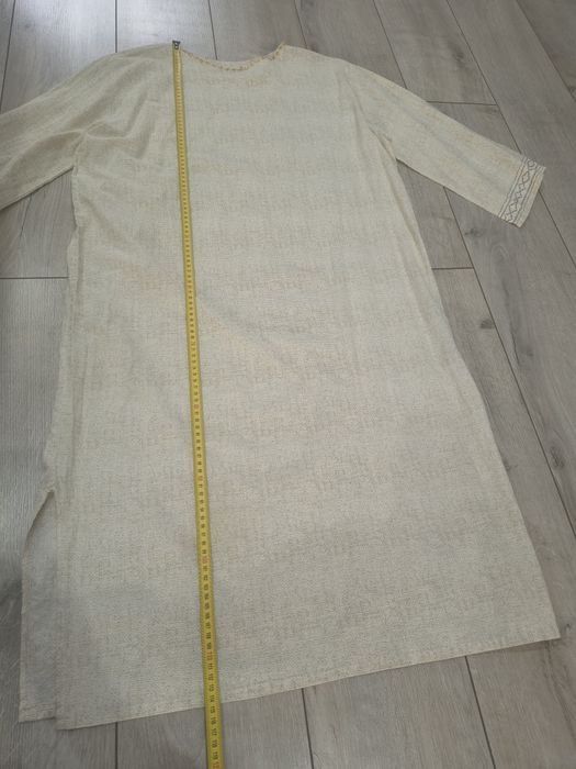 Szata beżowa długa