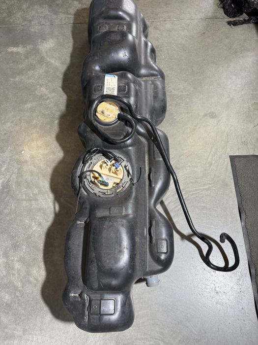 Паливний бак Спрінтер W907 збільшений 93 л оригінал Sprinter 316 319