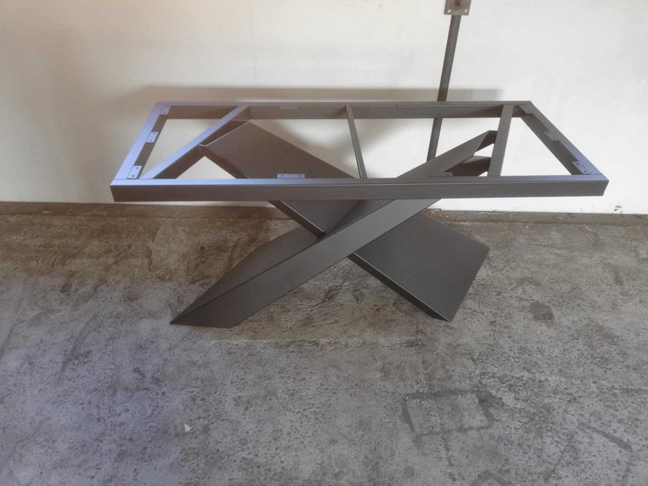 Podstawa stołu LOFT czarna stalowa Nevada